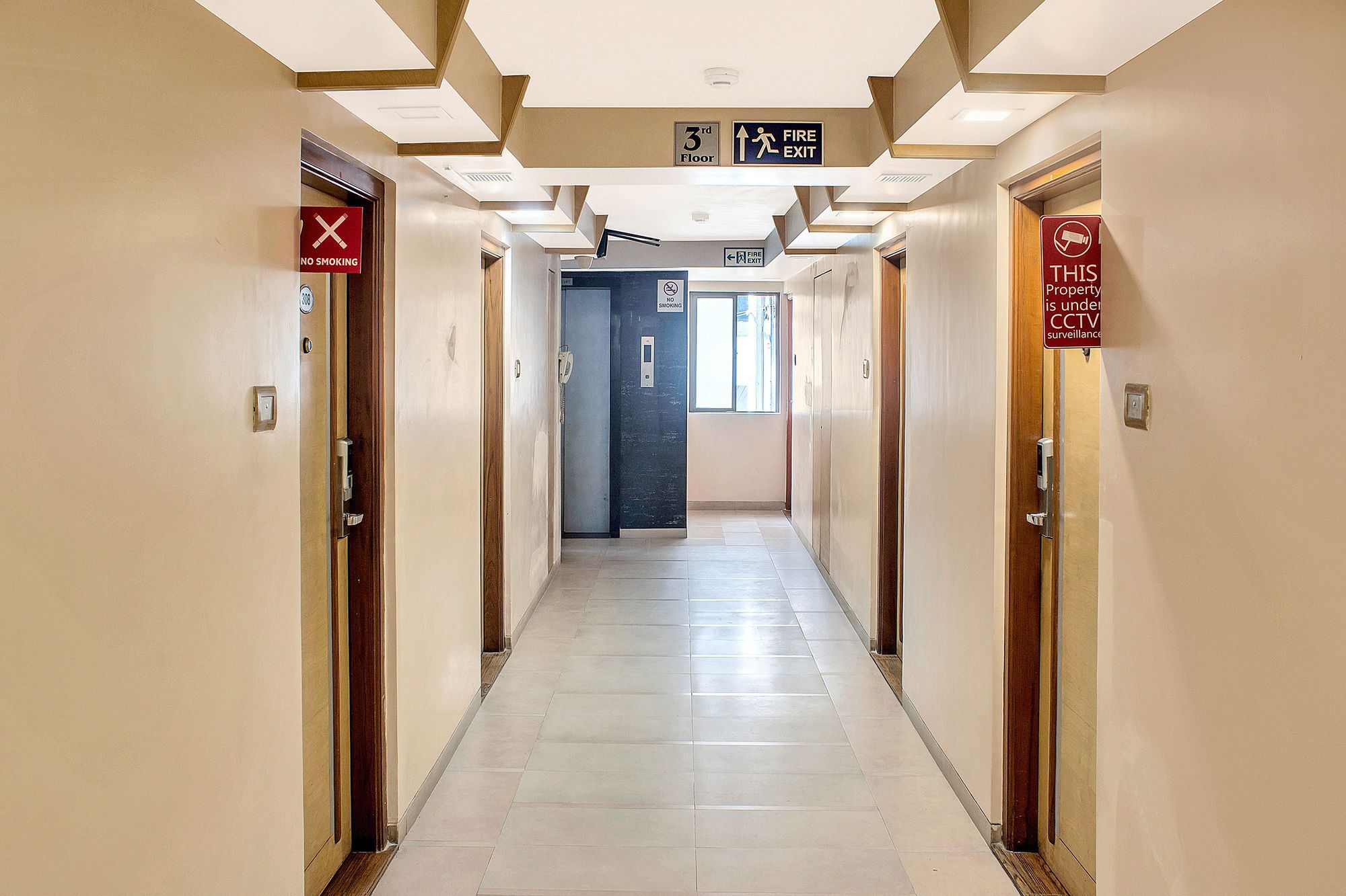 Oyo 11089 Hotel Deccan 8 Pune Exterior photo